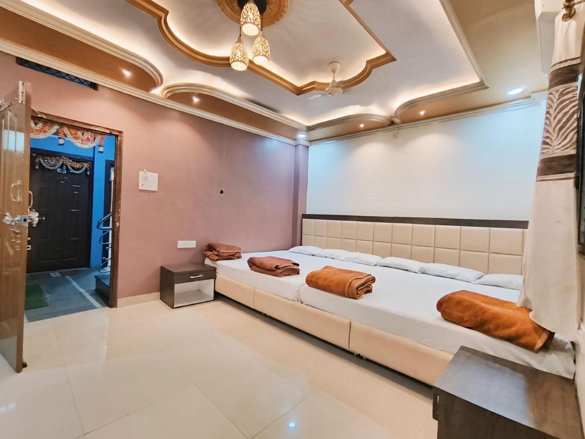 Shree Trilokeshwar Guesthouse Ujjain Exterior foto